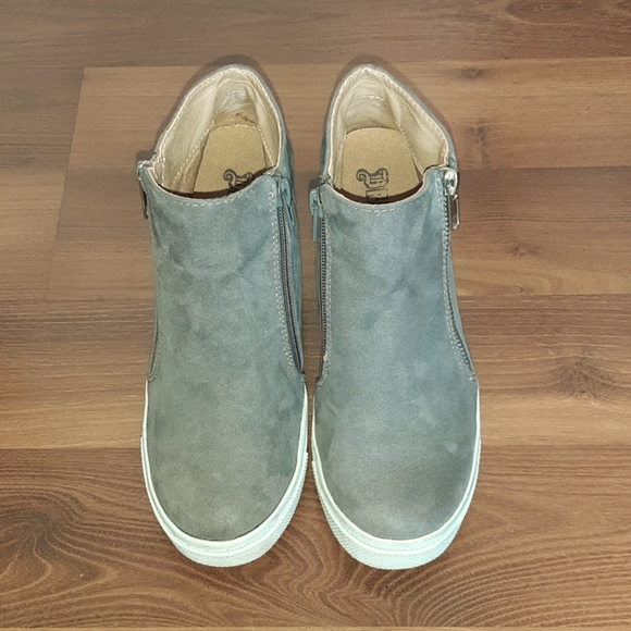 BRASH Faux Suede Hidden Wedge Zipped Booties - Women's Size 6.5 - Picture 7 of 11